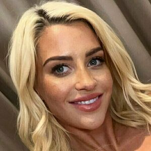 adayinsienna
