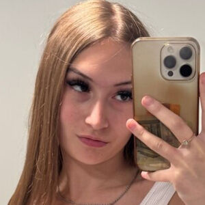 Alexia Loom