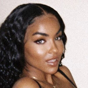 Alicia Awa