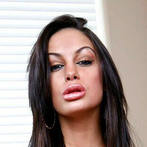 Angelina Valentine