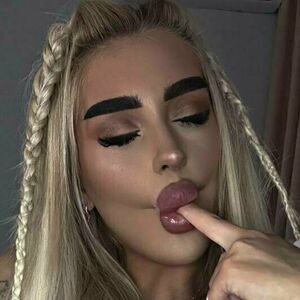 anna_bestie_18