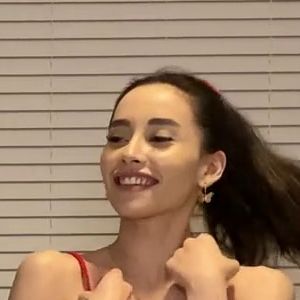 Aria Lee Arialeexxx