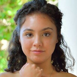 Bella Banks