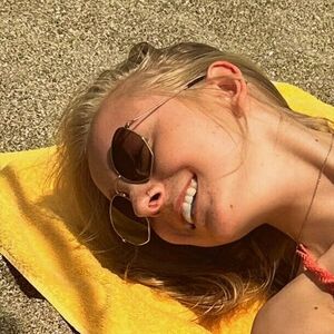 Blondiii_viviii