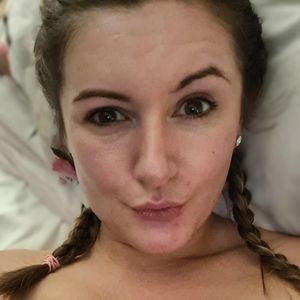 bored_english_wife