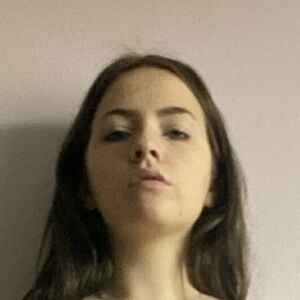 brunette.girl20