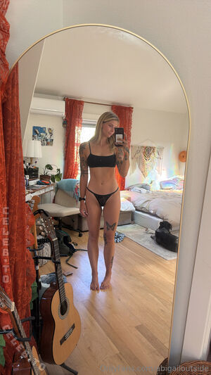 Abigail Martin preview