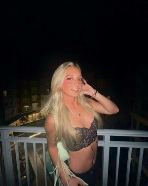 Alexa Goldberg preview