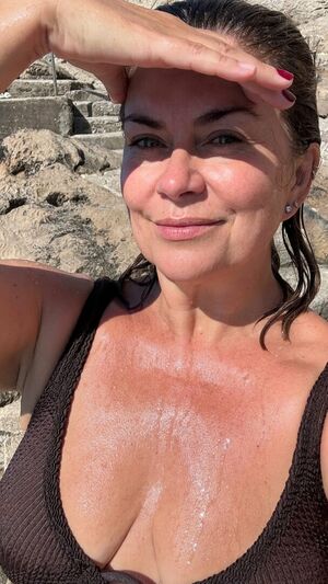 Amanda Lamb preview