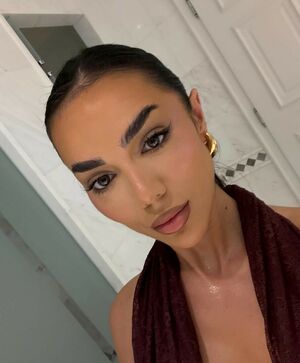 Arianna Ajtar preview