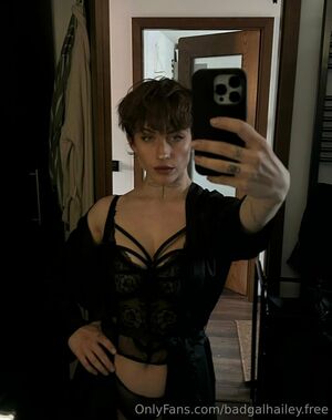 badgalhailey.free preview