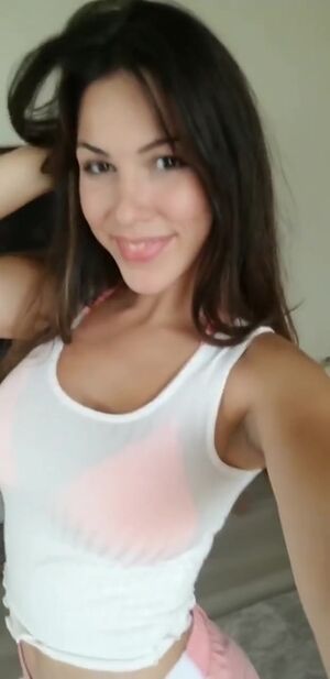 Bella Brookz preview