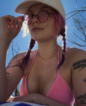 Buttercupgirl preview